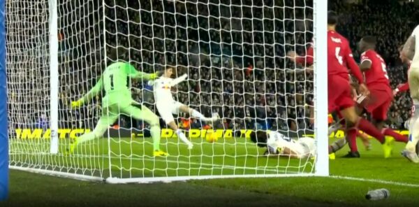 Leedsi barazon ndaj Liverpoolit në minutat e fundit