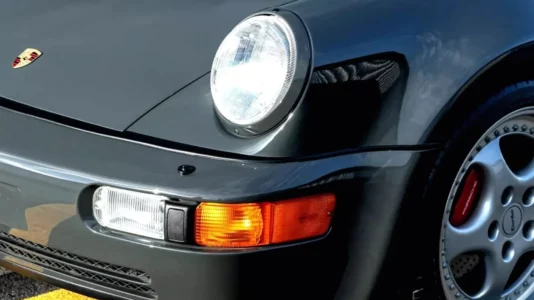 Kjo 911 Turbo klasike e vitit 1994 kishte një sekret dhe dikush pagoi shumë për të