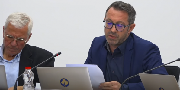 Albert Krasniqi propozon shkarkimin e dy anëtarëve të VV-së nga KQZ pas reagimeve nga Ambasadat