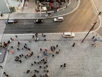 Burra me qira, trendi i ri i grave në këtë shtet evropian