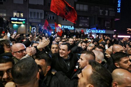 Kurti falendëron mërgatën: Fal jush fitore historike e Vetëvendosjes