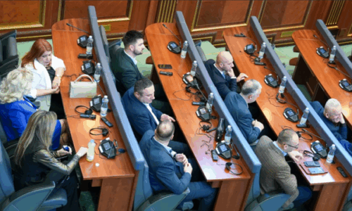 PZAP-ja certifikon kandidatët për deputetë të Listës Serbe