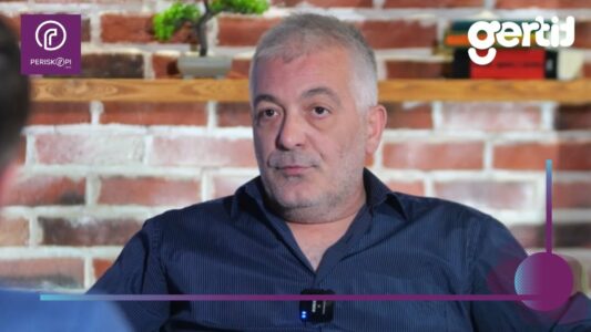 Futbolli po e mban shtetin