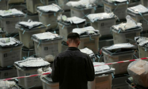 Zgjedhjet e 28 dhjetorit, KQZ nis nesër dërgimin e fletëvotimeve për votimin me postë në diasporë