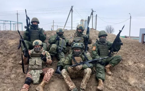 “Paralajmërimet e paramilitarëve serbë nga Ukraina duhet të merren seriozisht, rreziku prek edhe Kosovën”