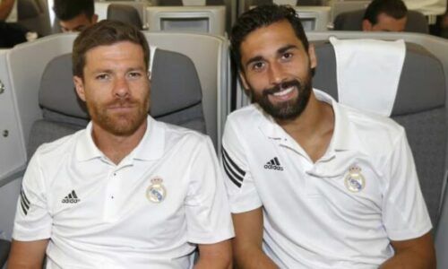 Legjenda e Realit shpjegon situatën te “los blancos” me trajnerët: Xabi nuk ishte stabil që në ditën e parë