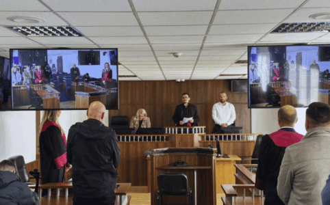 Aksidenti me tre të vdekur në Skënderaj: Zyrtari policor dënohet me gjashtë vjet e gjysmë burg