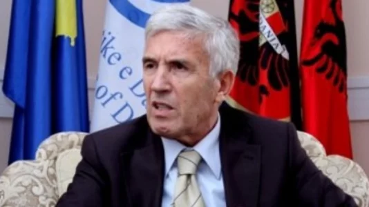 Kryetari i Kuvendit të parë të pasluftës dhe një nga politikanët më të popullarizuar në vend, biografia e Nexhat Dacit