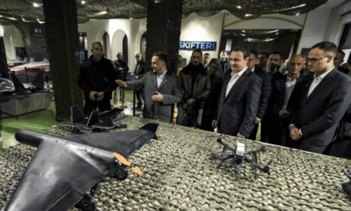 Mjegulla rreth “Skifterit K1”- Dy kompani, një dron dhe shumë dyshime