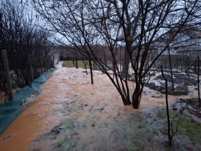Komuna e Malishevës fton qytetarët për kujdes pas reshjeve të shiut: Mos dilni pa nevojë