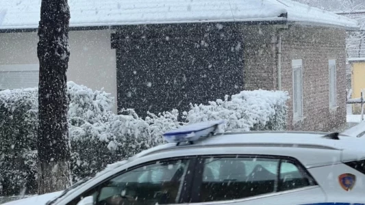 Rreth 600 familje në fshatrat Korçës pa energji elektrike, kjo është situata me akset rrugore