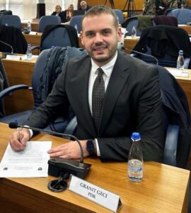 Ligjerata e Speciales: Asamblisti i Prishtinë kërkon nga Perparim Rama shkarkimin e drejtorit të “Xhevdet Dodes”