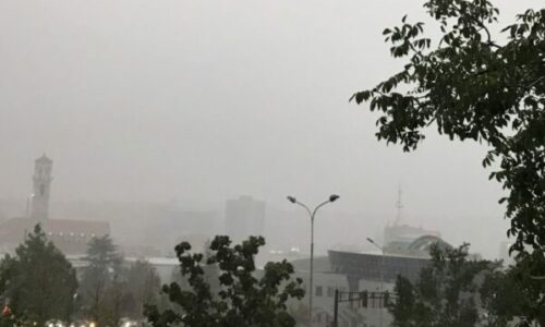 Paralajmërohet erë e fortë për nesër në Prishtinë, Komuna del me udhëzime për qytetarët