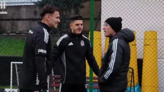 “E kam vëlla”, zyrtari i Besiktasit befasohet me fjalët që Rashica tha për Asllanin