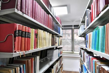 Ndodh edhe kjo: Arkivi i Kosovës punëson konsulent për recepsion me pagë vjetore 18 mijë euro