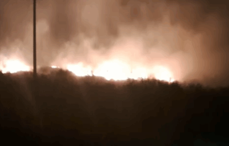 Zjarr i përmasave të mëdha në Orikum