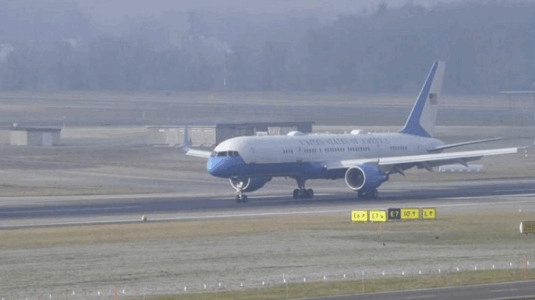 Trump mbërrin në Zvicër për t’u takuar me liderë botëror