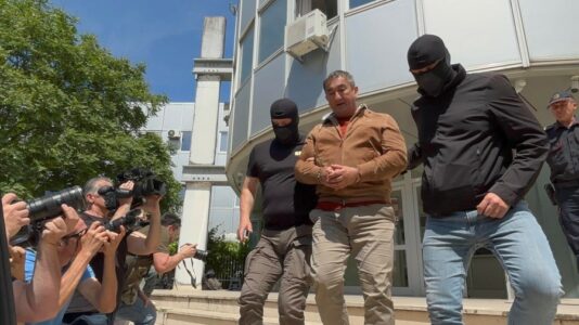 Aktakuzë për kontrabandë milionëshe cigaresh nga Porti i Tivarit – pjesë e bandës edhe shqiptari Veton Berishaj