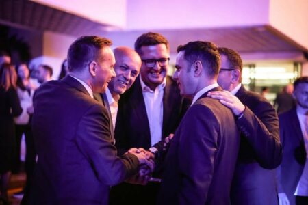 Deklaratat për Thaçin, Abdixhiku i del në mbrojtje Mustafës: Titujt e mediave i quan portale mercenarësh të porositur