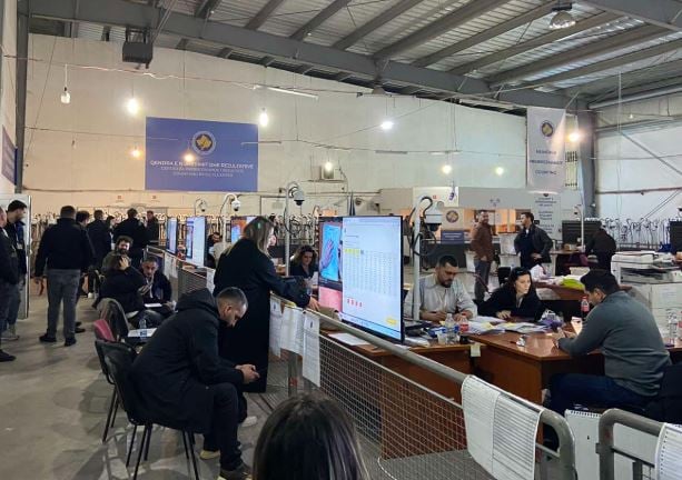 Rinumërohen 1 423 nga 2 557 vendvotime