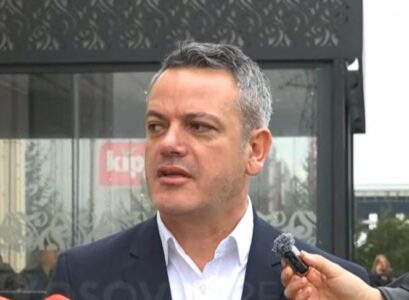 Gashi: S’jemi në fazën e kandidaturave, presim se çfarë do të kërkojë Abdixhiku nga Kuvendi i LDK-së dhe do t’i përgjigjemi