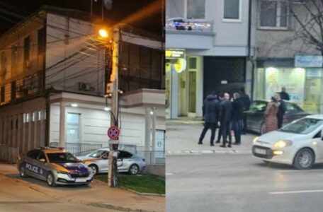 Grabitje e armatosur në Pejë: Dy persona të maskuar marrin para nga një këmbimore