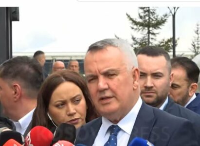 Ahmeti: Sot shqyrtohet dorëheqja e kryetarit të LDK-së, unë nuk do të vazhdoj si sekretar i partisë