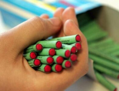 Prizren: Nëntë persona lëndohen nga fishekzjarret, një fëmijë humb gishtin