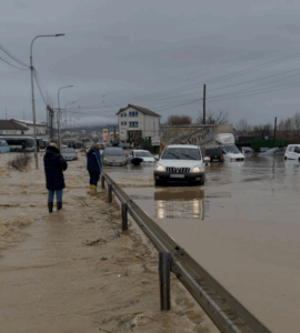 Komuna e Drenasit: Disa rrugë janë të bllokuara, këto janë rrugët alternative për t`i shfrytëzuar