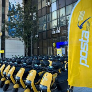 Posta shpërblen punëtorët në janar