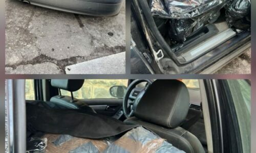 Policia në Mitrovicë të veriut ndalon një automjet me mall të kontrabanduar