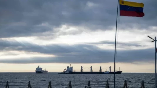 SHBA synon të kontrollojë shitjet e naftës në Venezuelë ‘për një kohë të pacaktuar’