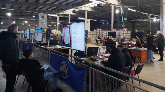 KQZ publikon rezultatet e para nga votimi në ambasada dhe konsullata