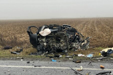 Dëshmia e të plagosurit në aksidentin tragjik ku vdiqën 7 tifozë: U bllokua timoni në parakalim