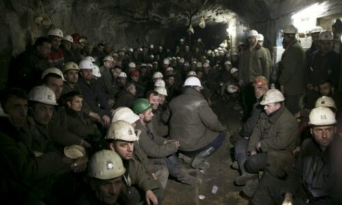Rreth 7 orë të ngujuar në minierë, dalin shëndoshë e mirë minatorët e Trepçës