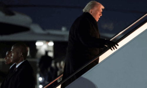 Trump çon mesazh: Një armadë masive po shkon drejt Iranit, bën mirë ta pranojë një marrëveshje pa armë bërthamore