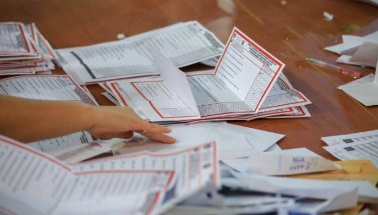 Vazhdon rinumërimi i votave për kandidatët për deputetë  pritet të përfundojë javën tjetër