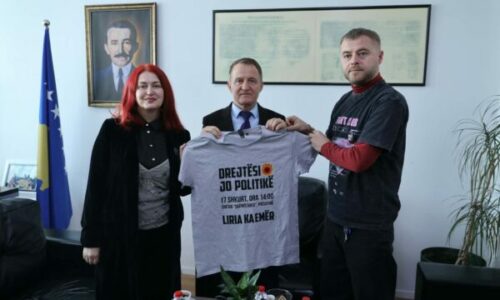 Përfaqësuesit e “Liria ka Emër” marrin mbështetje nga Vushtrria për Marshin “Drejtësi, jo politikë” më 17 shkurt