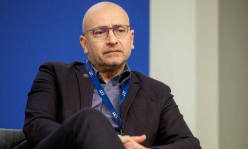 Sekretari i EFJ’së-Osmanit: Kërcënimet për veprime ligjore ndaj gazetarit gjerman, të turpshme dhe qesharake