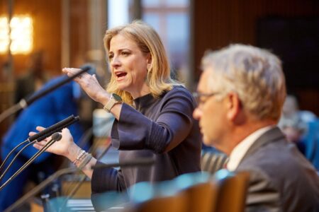 Austria: Bllokadat politike në Kosovë po ngadalësojnë integrimin në BE