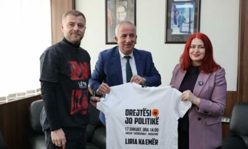Përfaqësuesit e “Liria ka Emër” priten nga Bali Muharremaj në Suharekë, marrin mbështetje për Marshin “Drejtësi, jo politikë” më 17 shkurt
