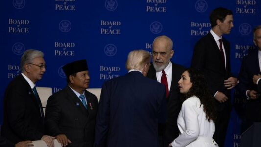 Osmani e konfirmon se u bisedua me Trumpin për krerët e UÇK’së në Hagë: Morëm garanca të fuqishme