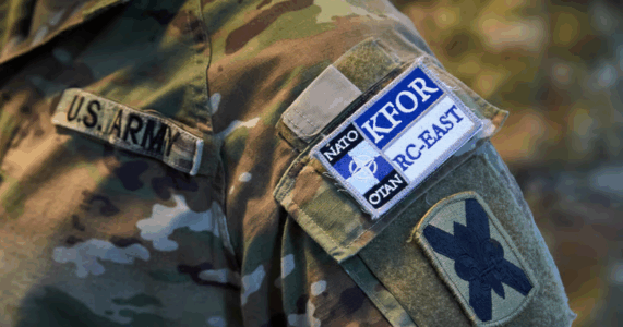 SHBA presion NATO-s për reduktimin e misioneve – A do të preken trupat në Kosovë?