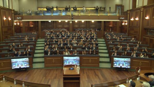 Miratohet përbërja e 16 komisioneve parlamentare