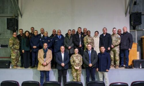 Shefat e Policisë priten në Bondsteel, KFOR jep detaje: Diskutimi u përqendrua në rëndësinë e sigurisë operacionale