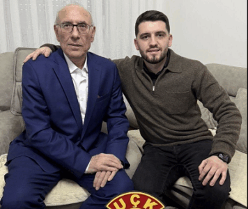 Djali i Fadil Fazliut ndan foto me babain: Me ballin lart dhe me dinjitet të pathyeshëm dole nga burgu i Hagës