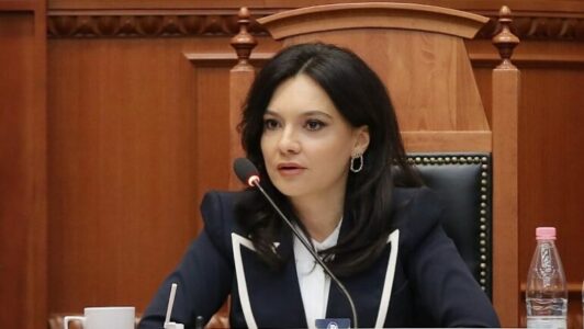 Shqipëria e shqetësuar me gjykimin në Hagë: Gjykata të mos lejojë që qasja e Prokurorisë ta prek luftën çlirimtare