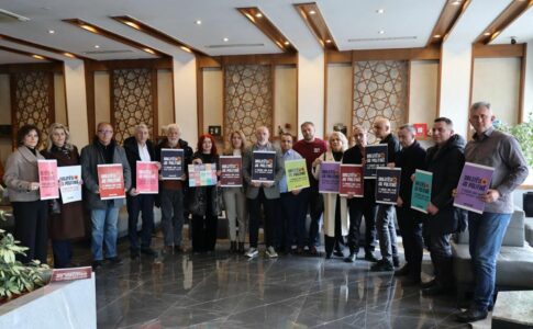 Sindikatat e punëtorëve të të gjitha kategorive mbështesin marshin “Drejtësi, jo politikë”