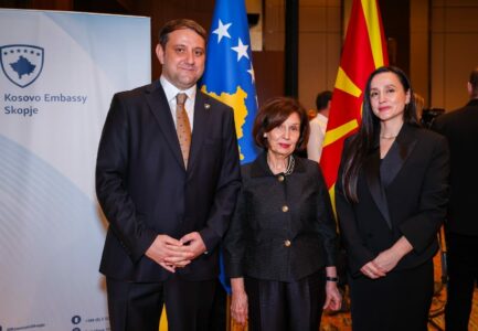 Maqedonia e Veriut uron Kosovën në Ditën e Pavarësisë: Ju urojmë stabilitet dhe prosperitet