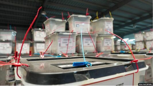 Ambasada britanike thirrje akterëve politikë pasi PZAP vendosi për Listën Serbe: Respektoni vendimet